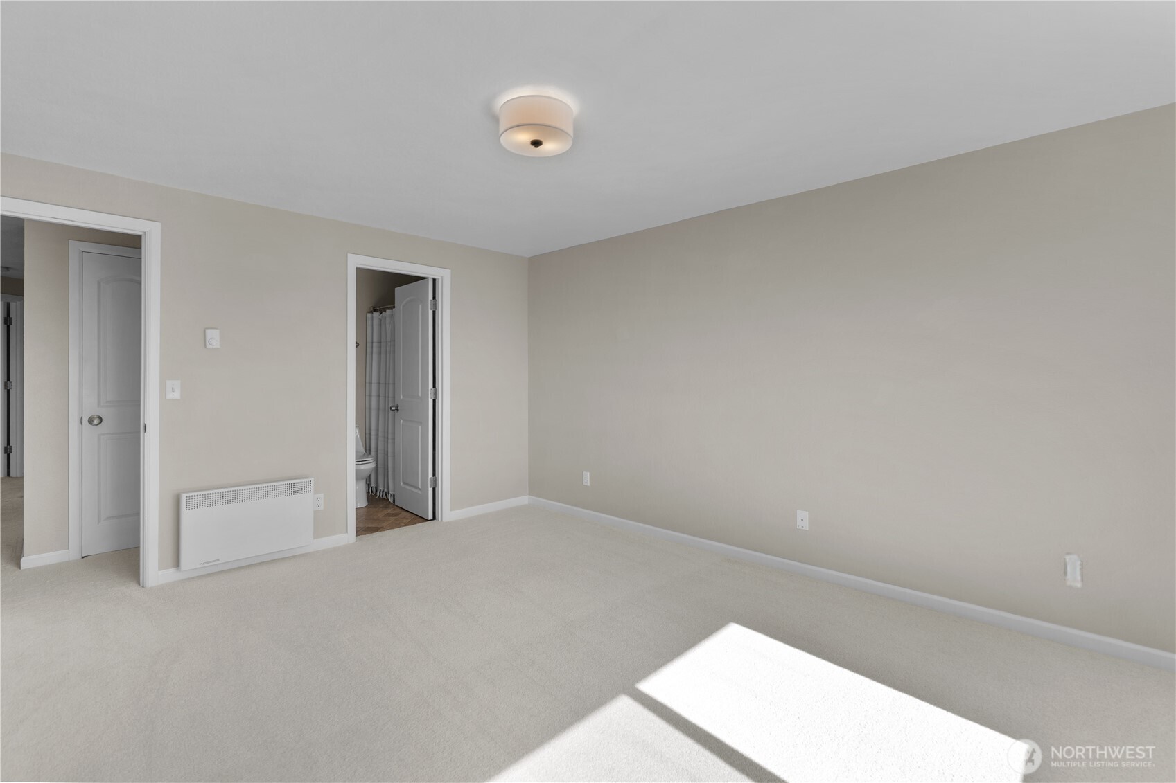 9815 Holly Drive #A305, Everett, WA 98204