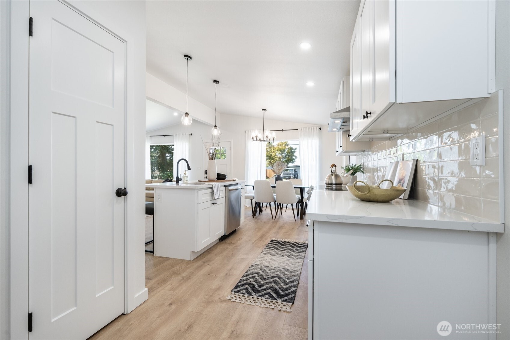 29004 18th Avenue S, Federal Way, WA 98003