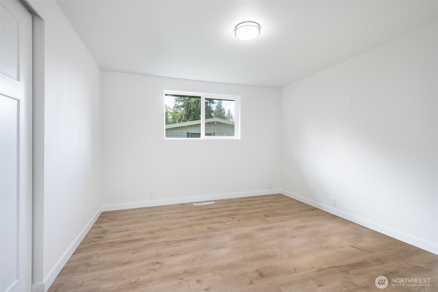 29004 18th Avenue S, Federal Way, WA 98003