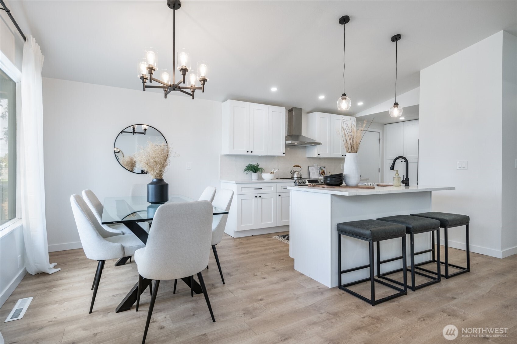 29004 18th Avenue S, Federal Way, WA 98003