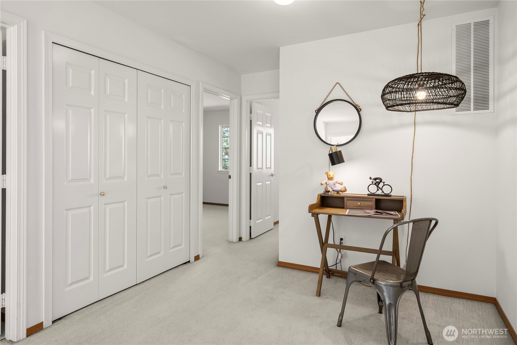 11003 Pansy Place NW, Silverdale, WA 98383