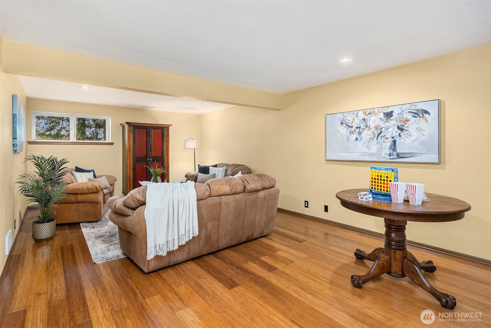 34482 Bridge View Drive NE, Kingston, WA 98346