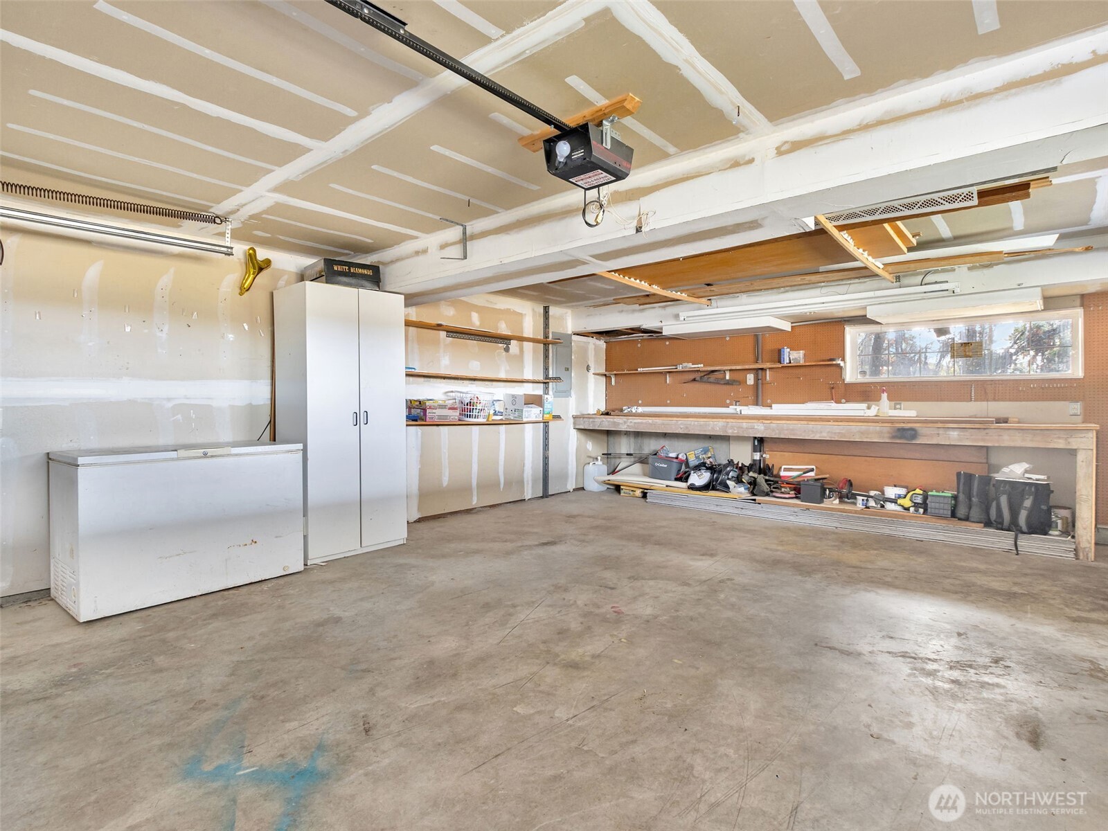 397 Juniper Street , Kalama, WA 98625