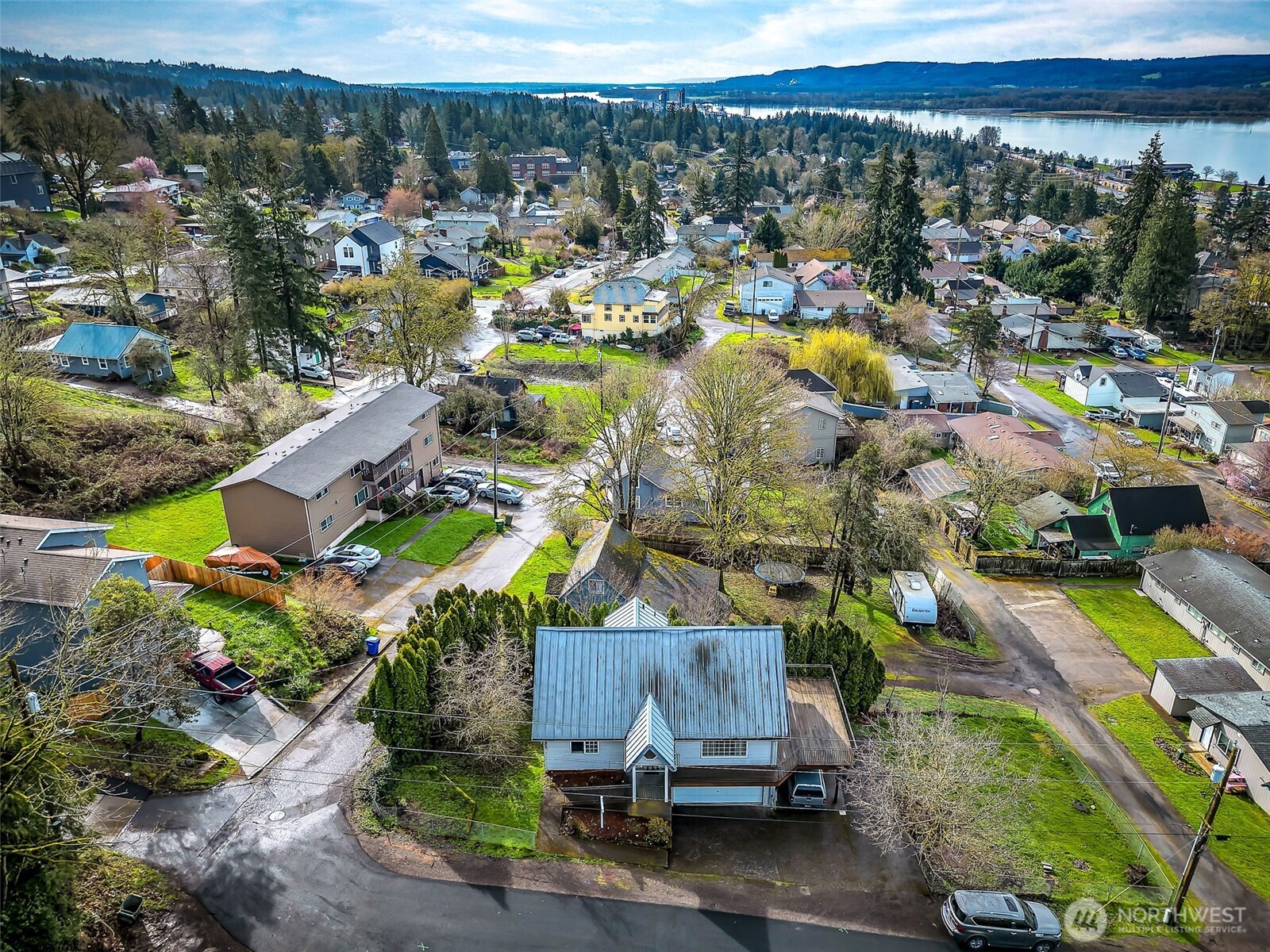 397 Juniper Street , Kalama, WA 98625