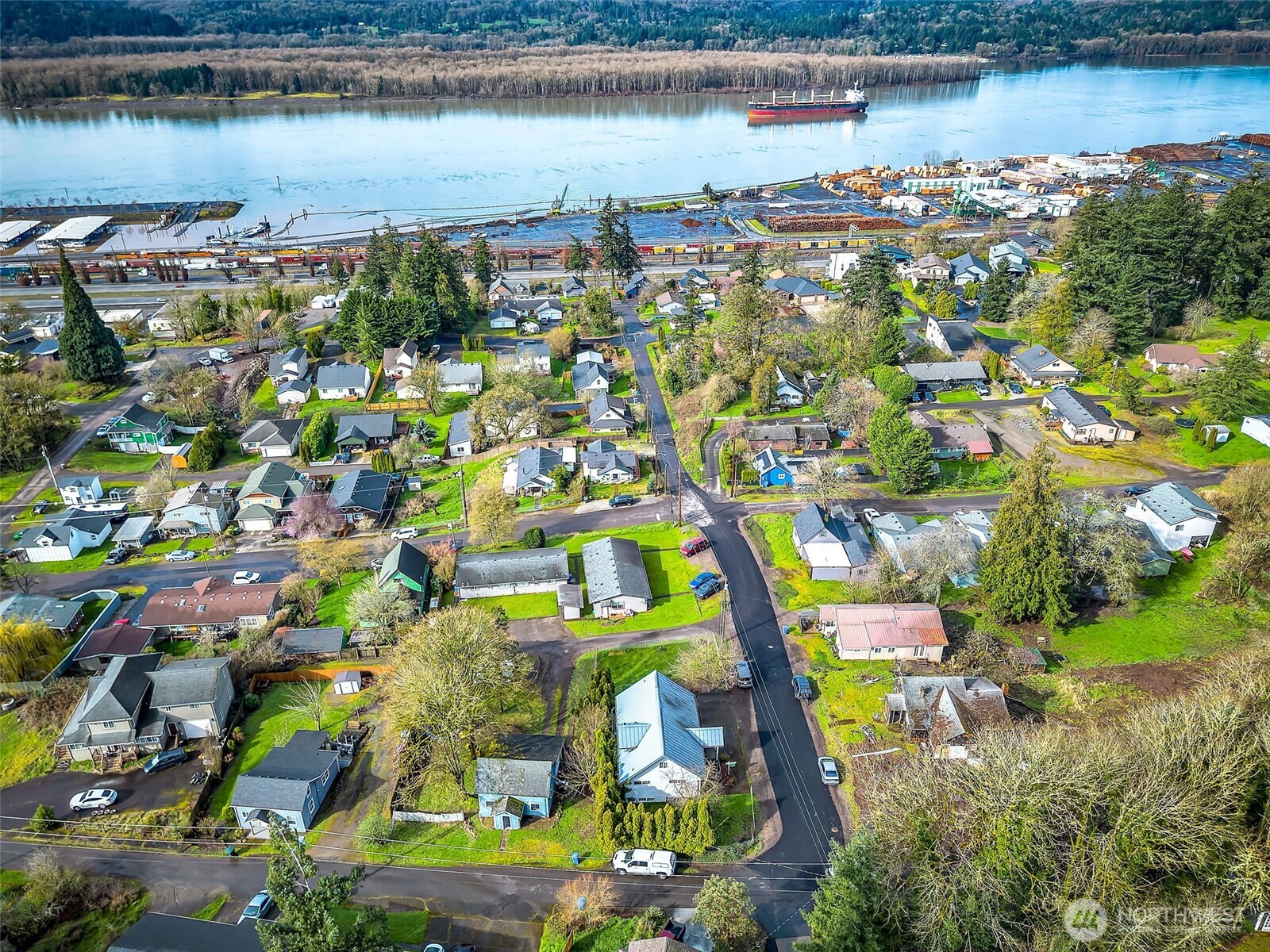 397 Juniper Street , Kalama, WA 98625