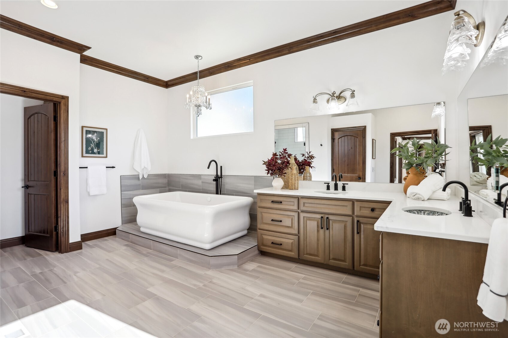 6106 Panorama Drive NE, Tacoma, WA 98422