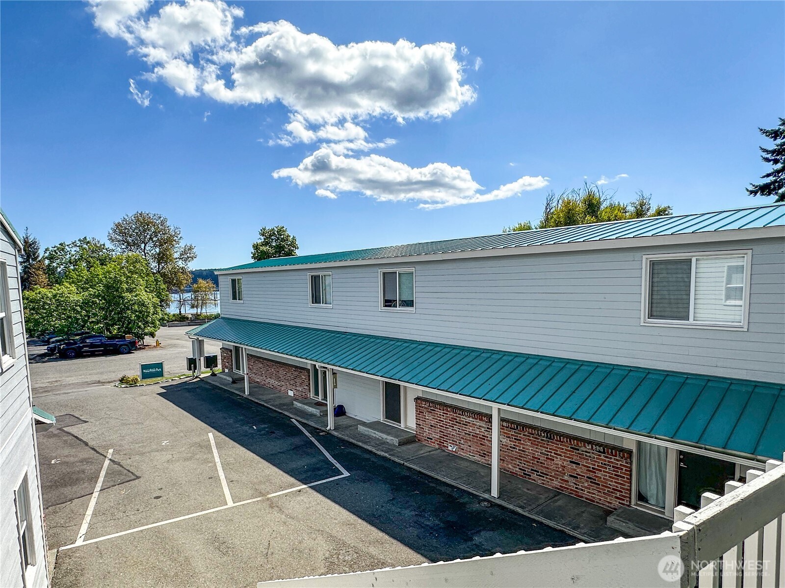 8755 Shore Place NW, Silverdale, WA 98383