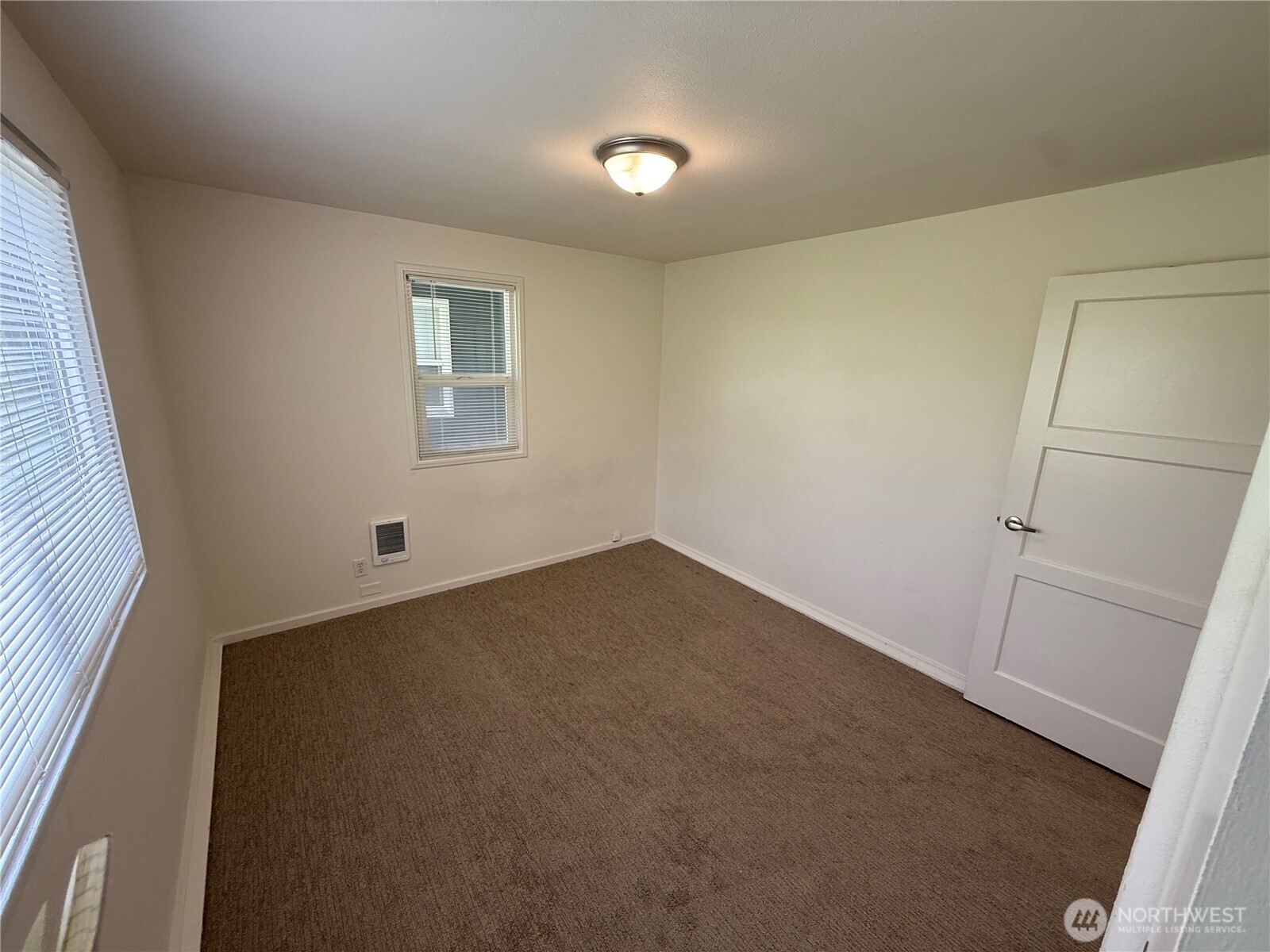 8755 Shore Place NW, Silverdale, WA 98383