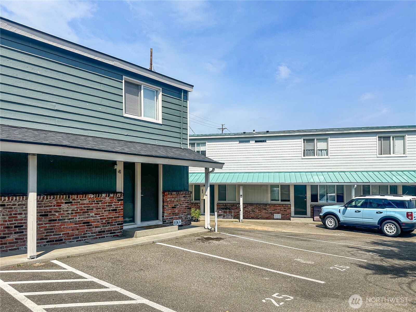 8755 Shore Place NW, Silverdale, WA 98383