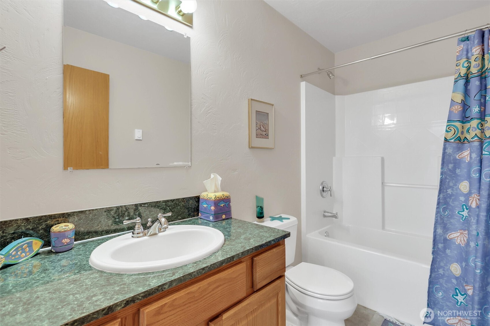 730 E North Bay Road , Allyn, WA 98524
