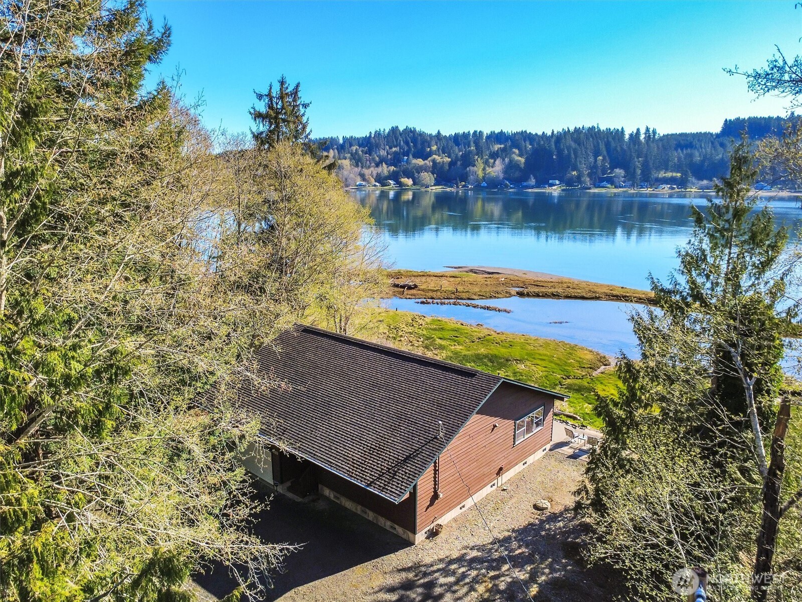 730 E North Bay Road , Allyn, WA 98524