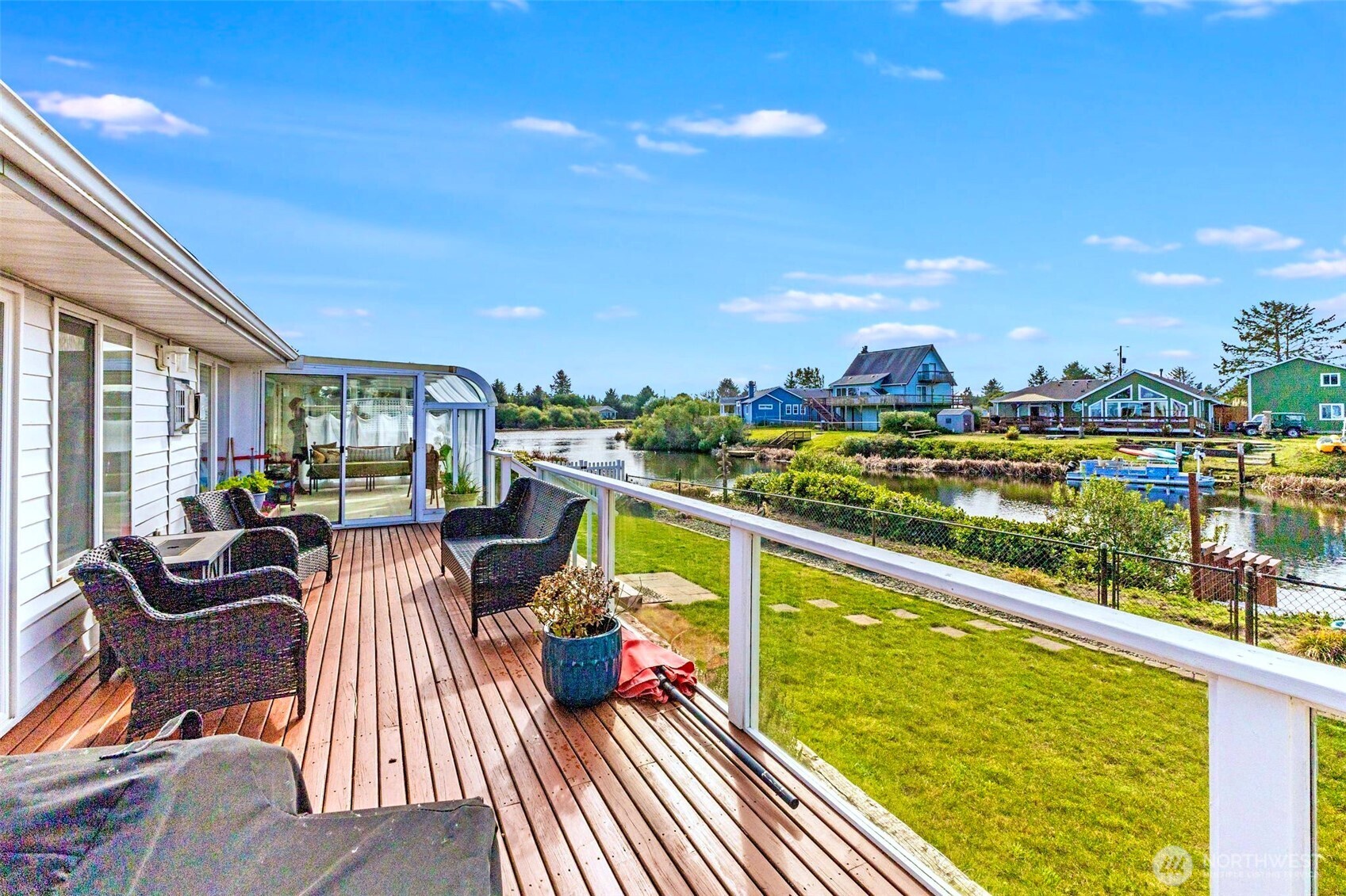 241 N Razor Clam Drive SW, Ocean Shores, WA 98569