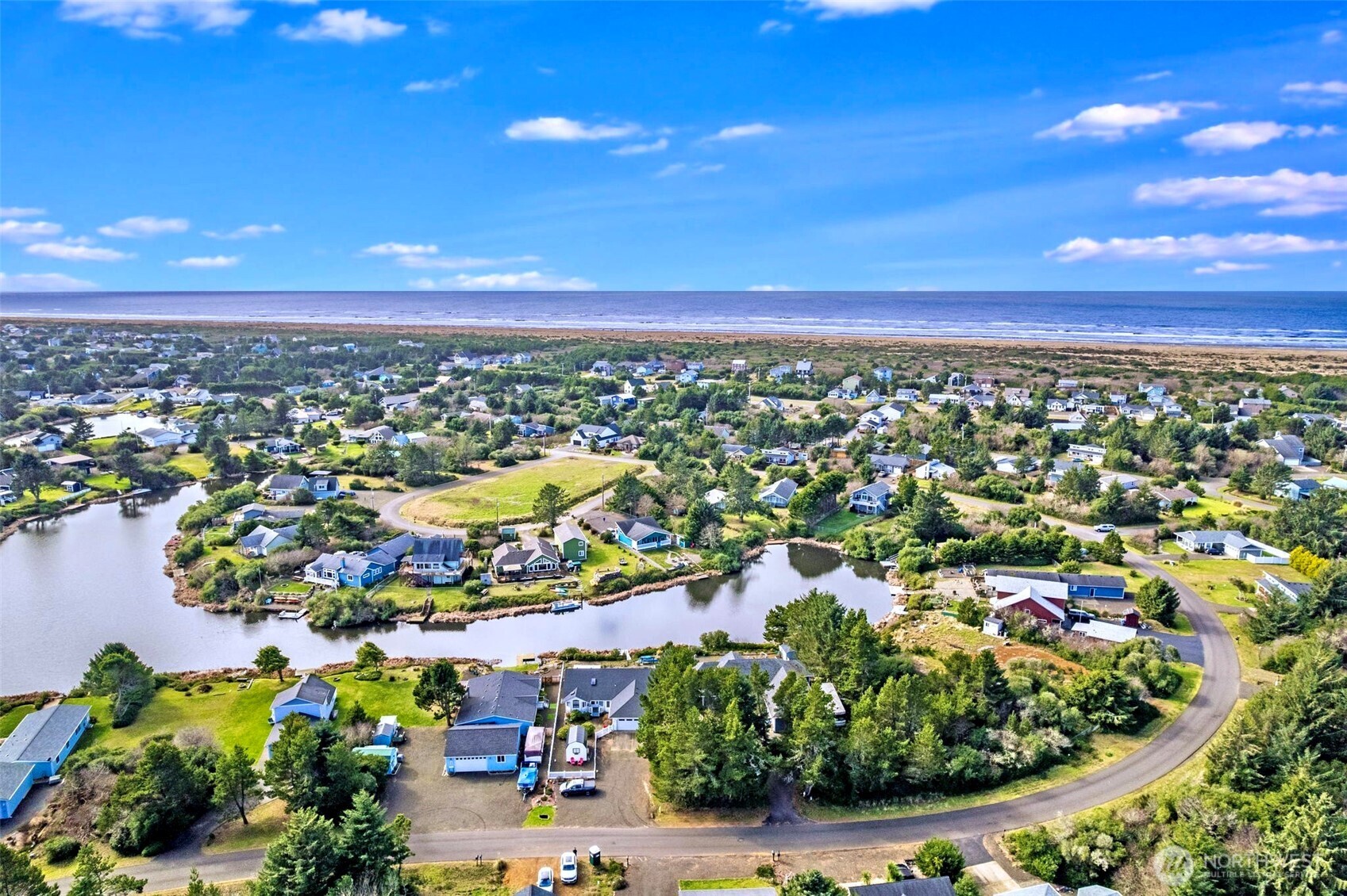 241 N Razor Clam Drive SW, Ocean Shores, WA 98569