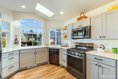 241 N Razor Clam Drive SW, Ocean Shores, WA 98569 - Photo 9