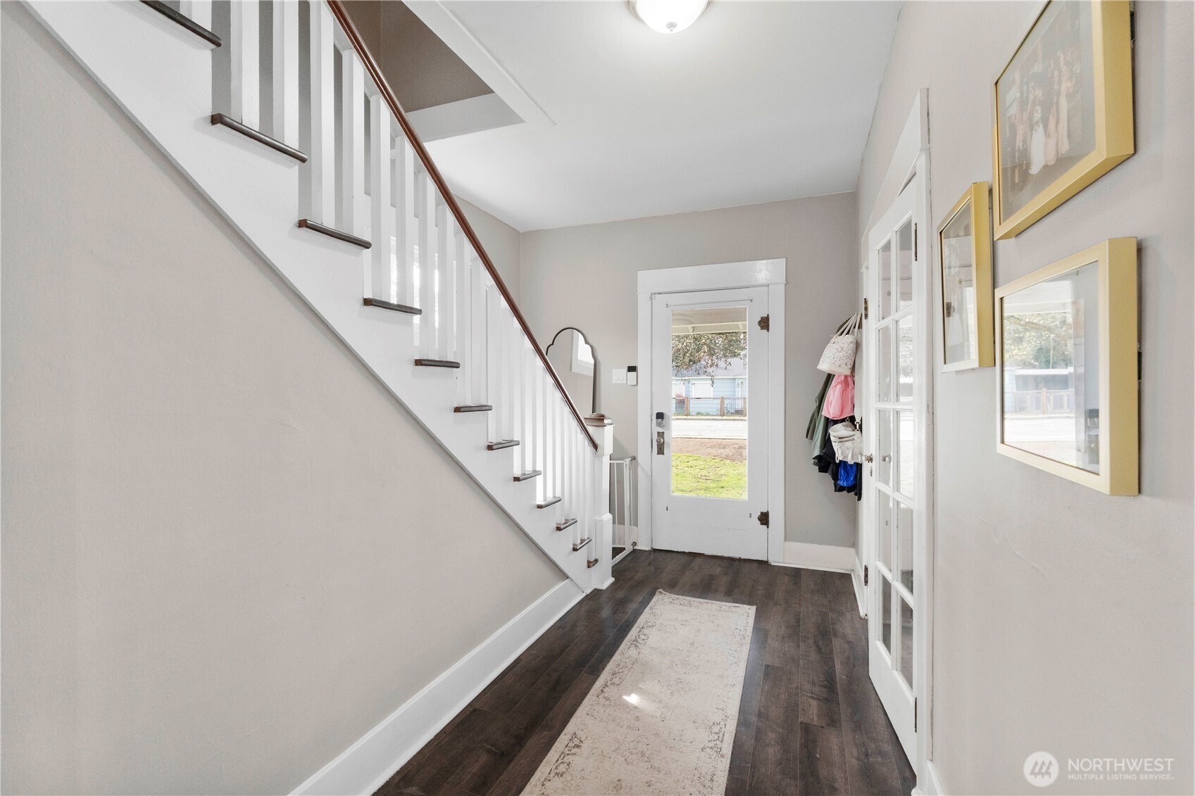 425 Valley Avenue E, Sumner, WA 98390