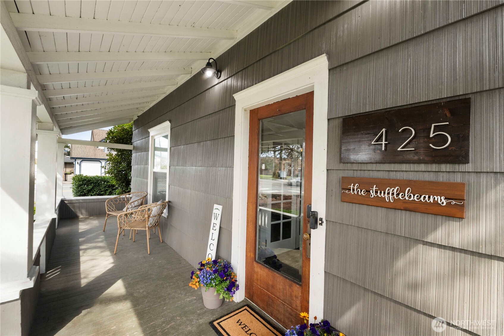 425 Valley Avenue E, Sumner, WA 98390