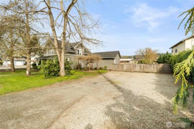 425 Valley Avenue E, Sumner, WA 98390 - Photo 32