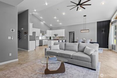 10111 252nd Street E, Graham, WA 98338 - Photo 14