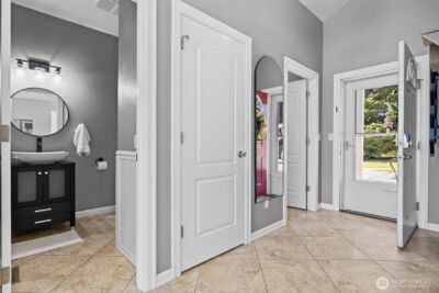 10111 252nd Street E, Graham, WA 98338 - Photo 23