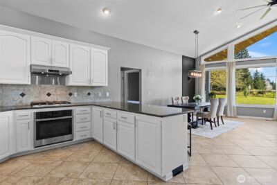 10111 252nd Street E, Graham, WA 98338 - Photo 5