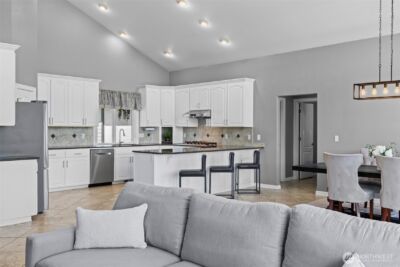 10111 252nd Street E, Graham, WA 98338 - Photo 7