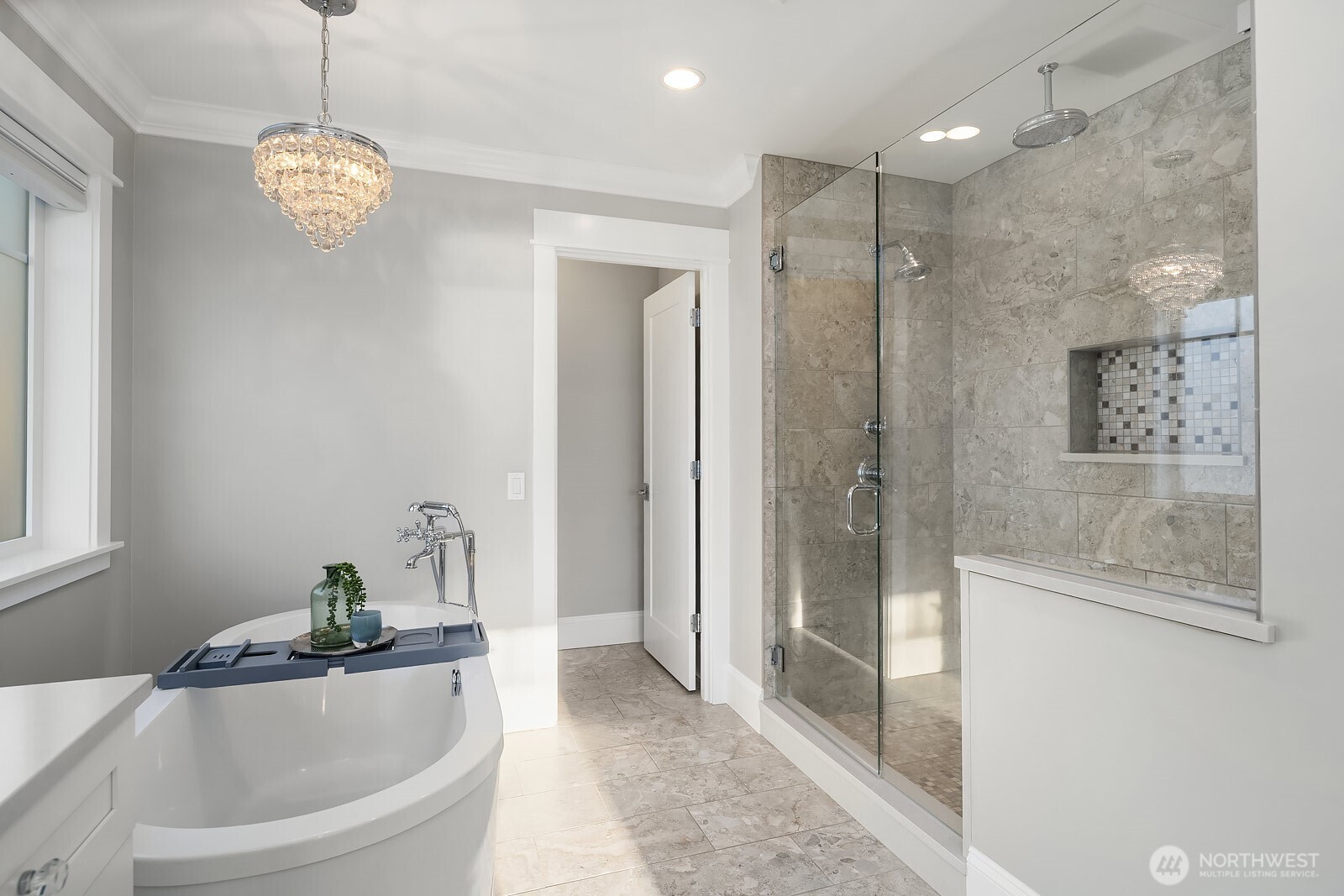 6302 105th Avenue NE, Kirkland, WA 98033