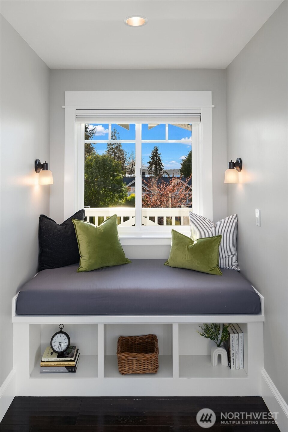 6302 105th Avenue NE, Kirkland, WA 98033