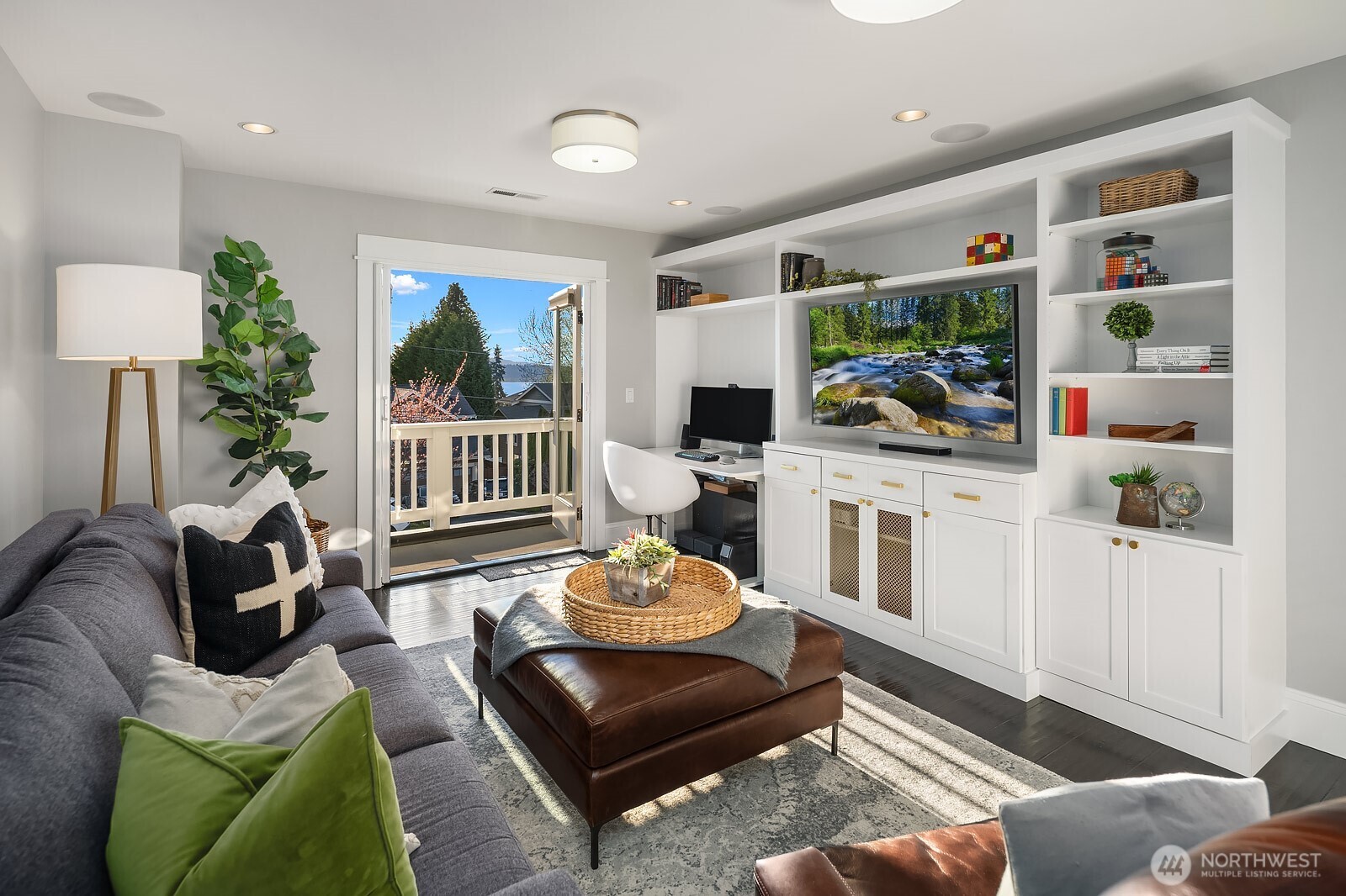 6302 105th Avenue NE, Kirkland, WA 98033