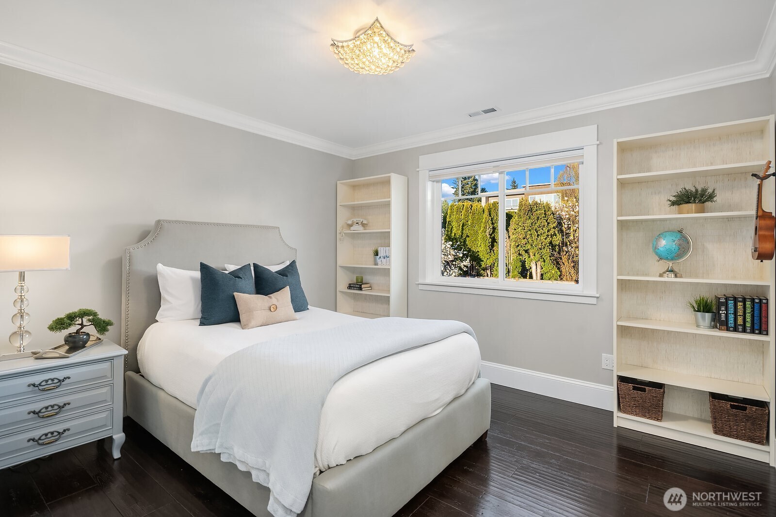 6302 105th Avenue NE, Kirkland, WA 98033