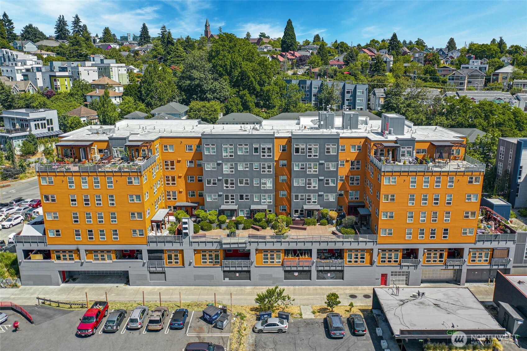 827 Hiawatha Place S #405, Seattle, WA 98144