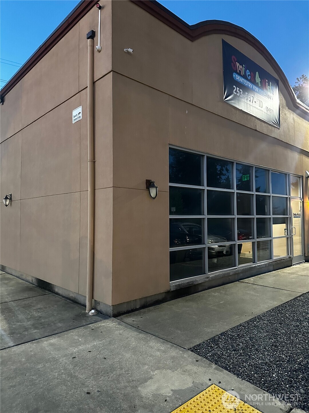 1148 72nd Street E, Tacoma, WA 98404