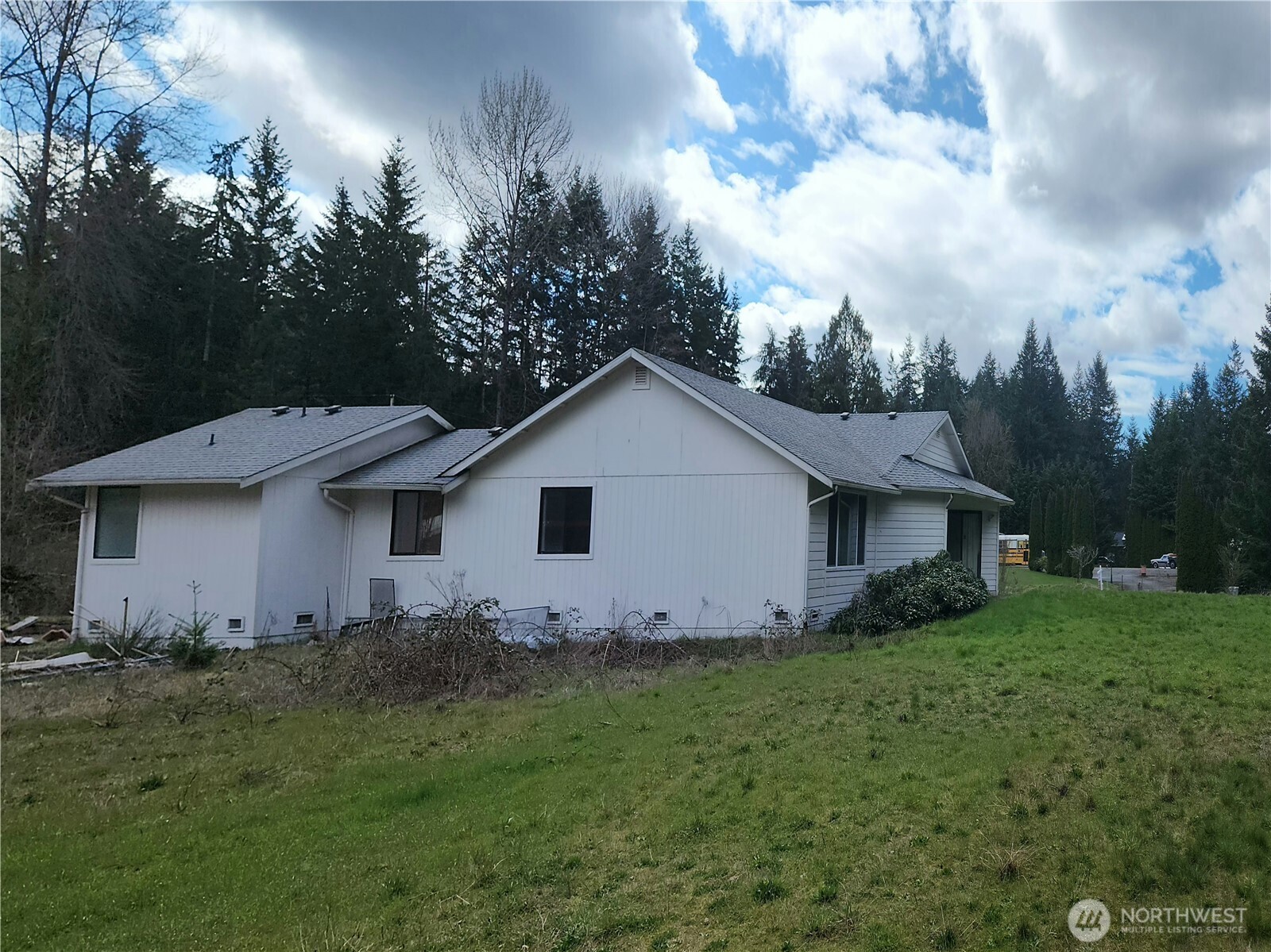 28718 207th Avenue SE, Kent, WA 98042