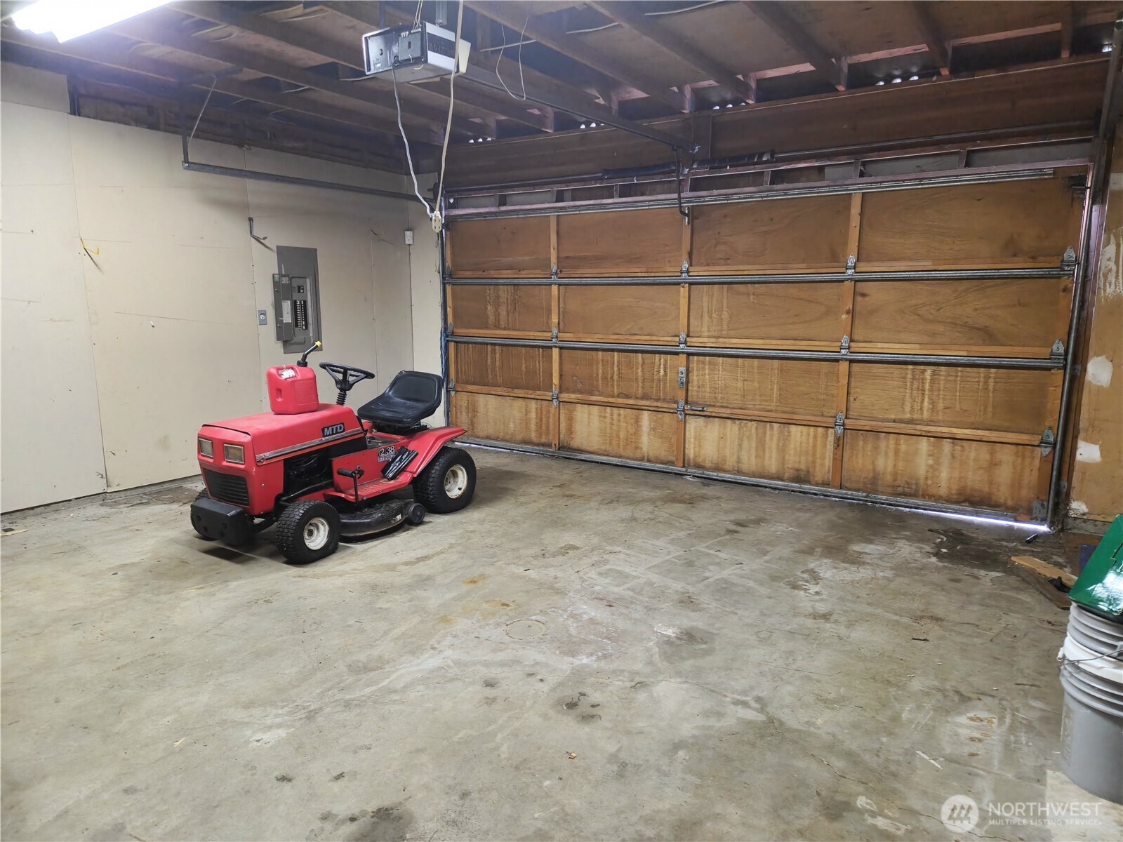 28718 207th Avenue SE, Kent, WA 98042