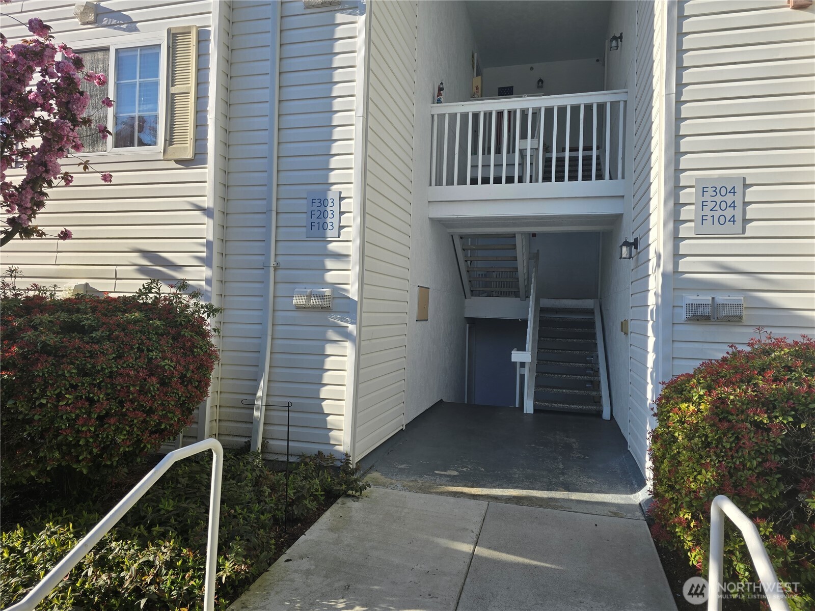 11002 SE Petrovitsky Road #F103, Renton, WA 98055-5627