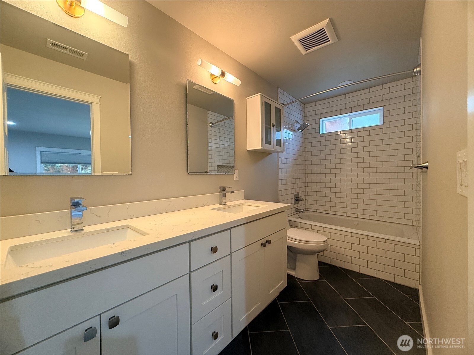 11837 32nd Avenue NE, Seattle, WA 98125