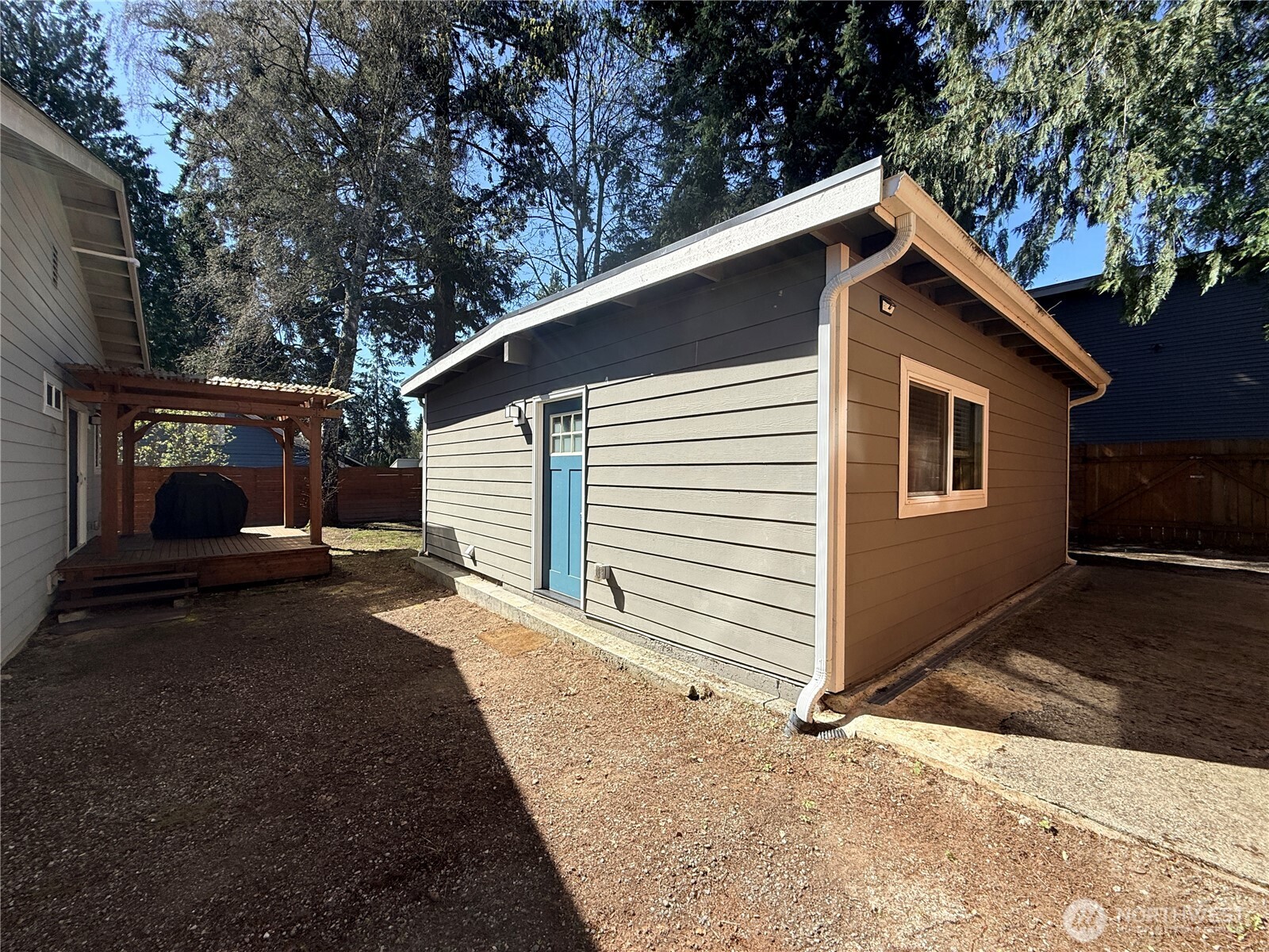 11837 32nd Avenue NE, Seattle, WA 98125