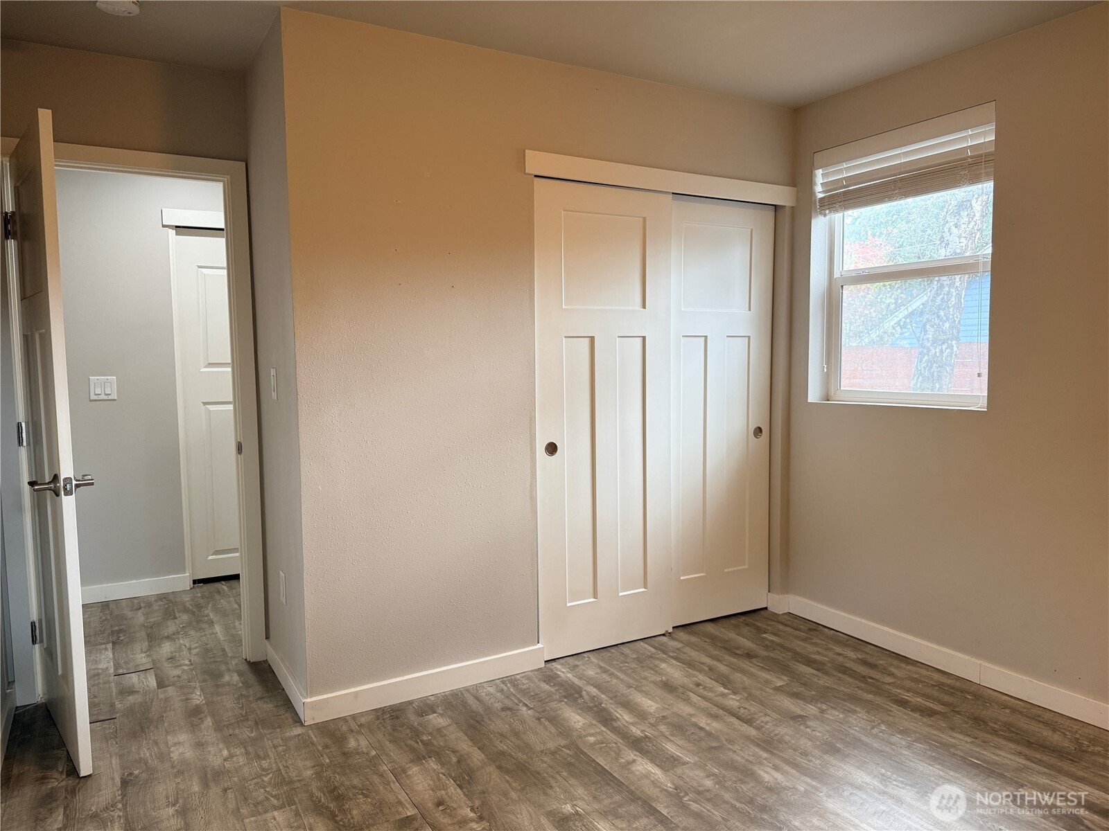 11837 32nd Avenue NE, Seattle, WA 98125