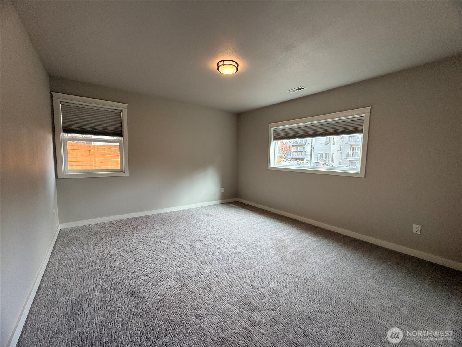 11837 32nd Avenue NE, Seattle, WA 98125