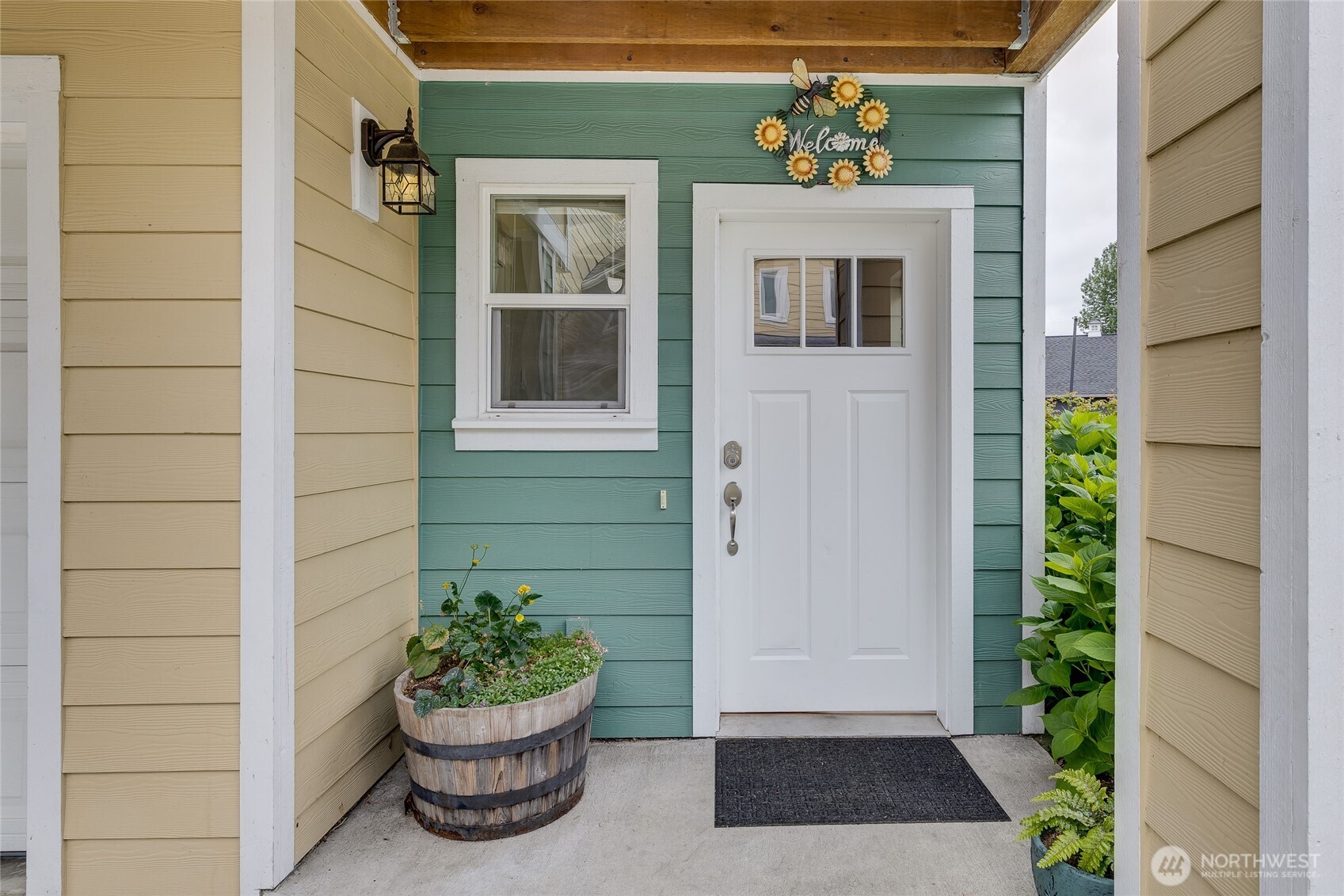 1017 W Main Street #C102, Monroe, WA 98272