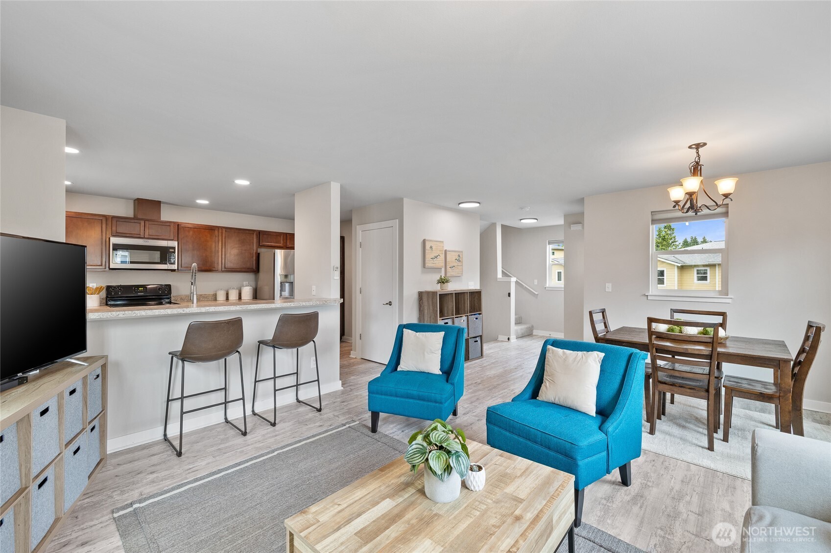 1017 W Main Street #C102, Monroe, WA 98272