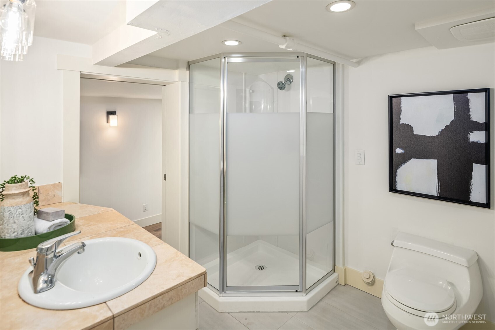 6028 31st Avenue NE, Seattle, WA 98115