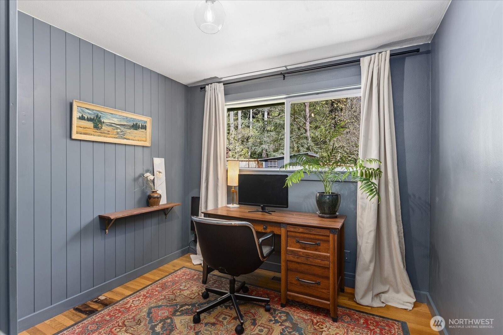 3008 NE 178th Street , Lake Forest Park, WA 98155