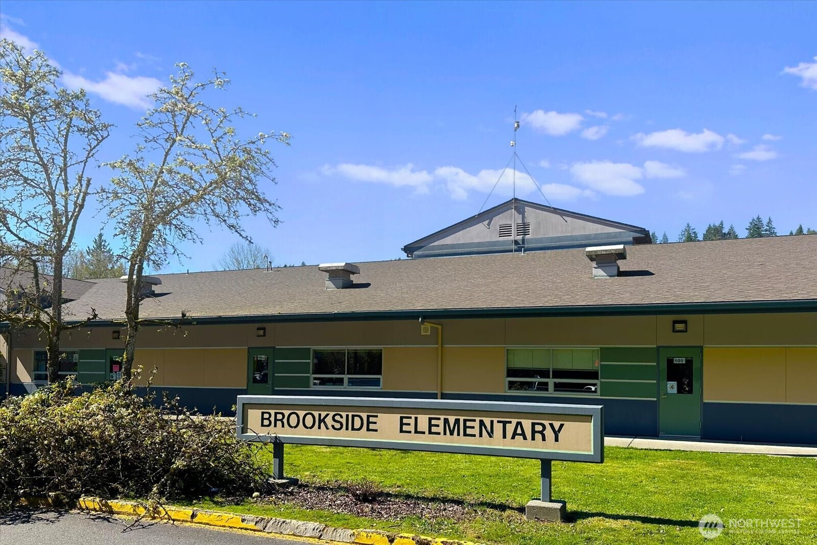 3008 NE 178th Street , Lake Forest Park, WA 98155