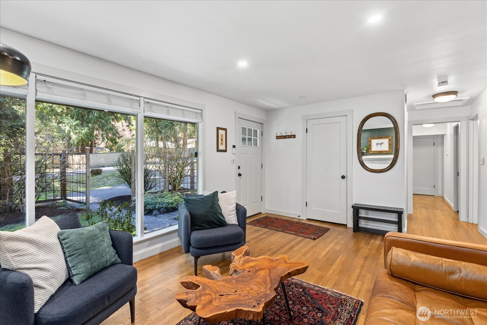 3008 NE 178th Street , Lake Forest Park, WA 98155