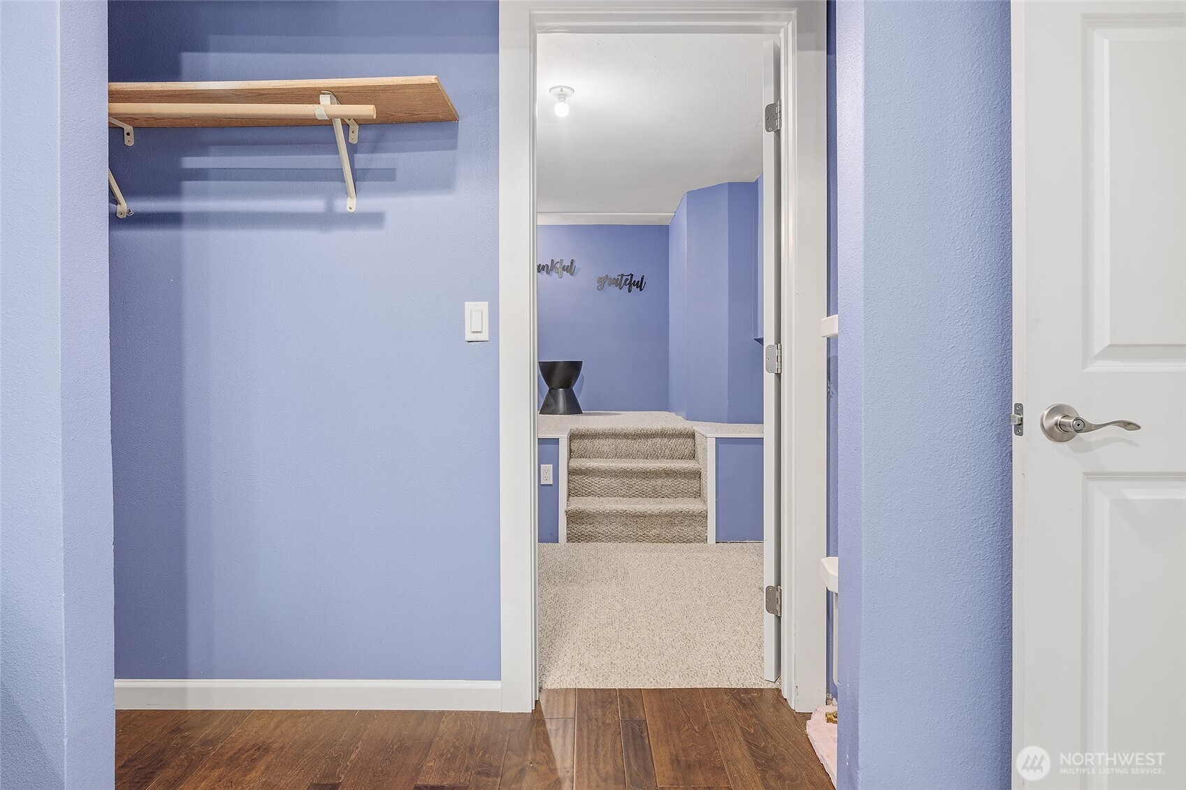 9165 45th Avenue SW #6, Seattle, WA 98136-2673