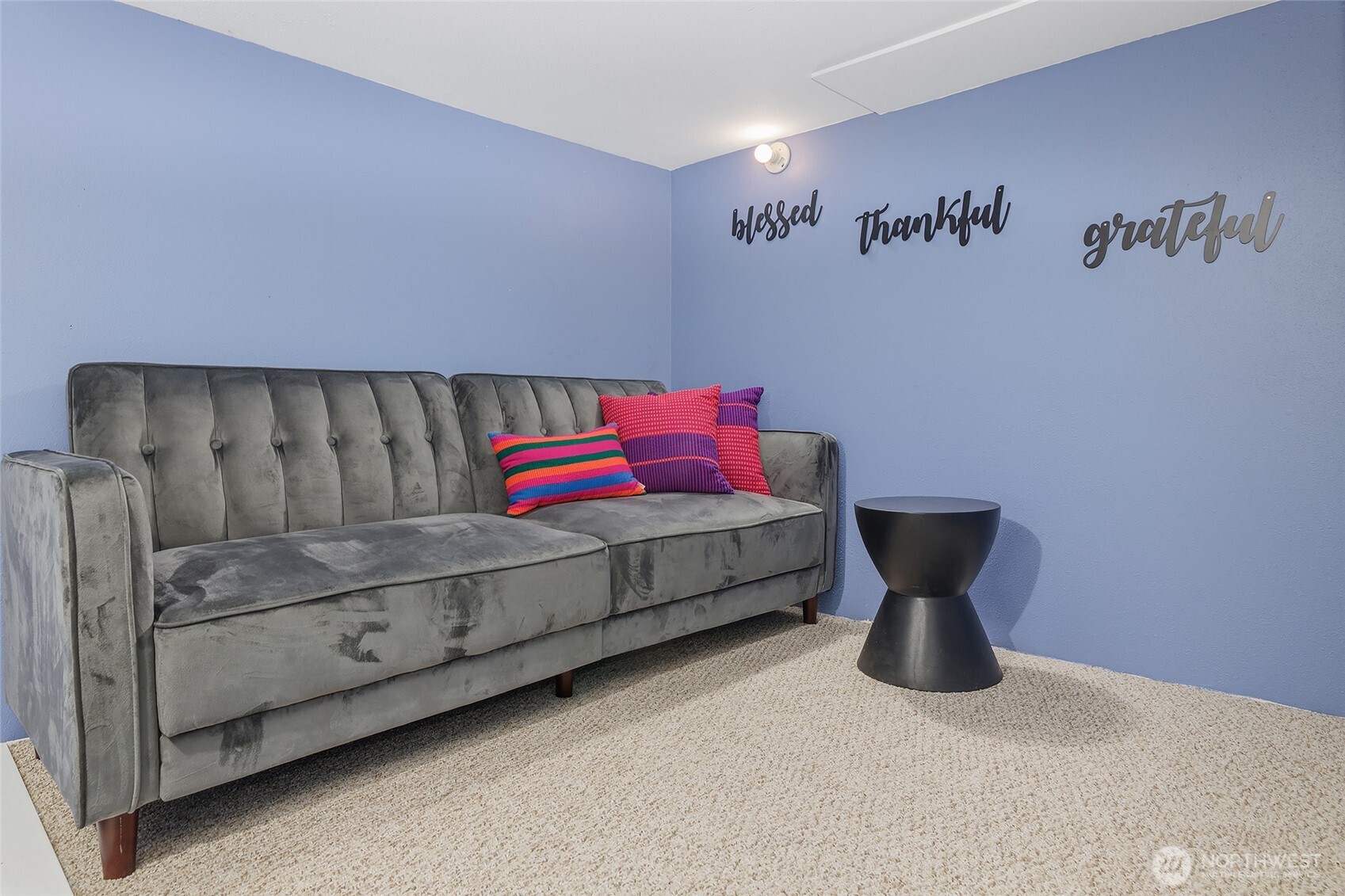 9165 45th Avenue SW #6, Seattle, WA 98136-2673