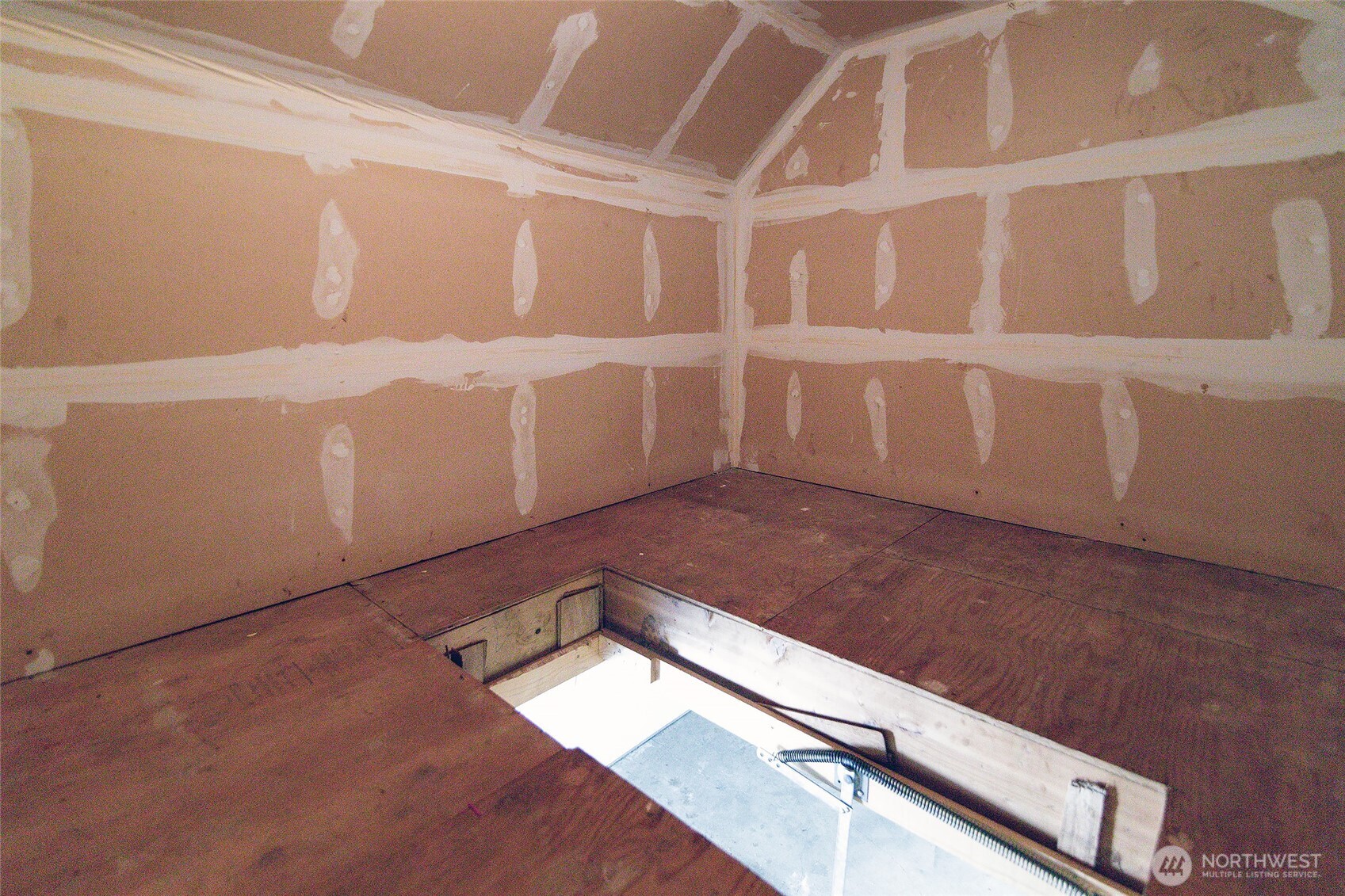 9165 45th Avenue SW #6, Seattle, WA 98136-2673