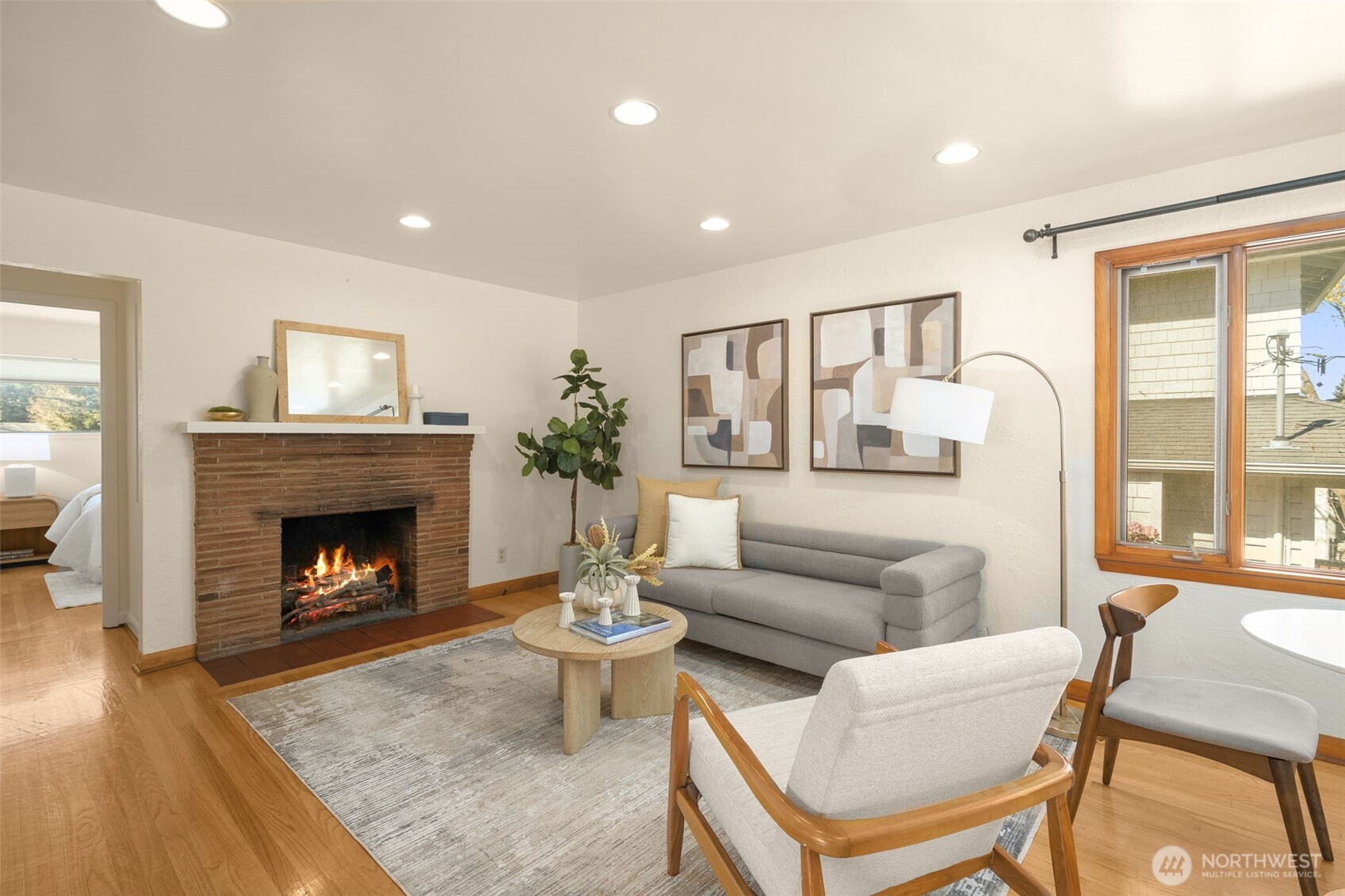 4333 32nd Avenue W, Seattle, WA 98199