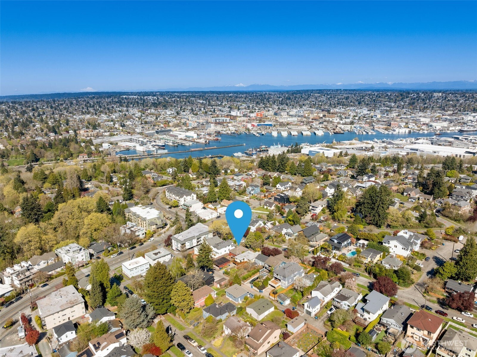 4333 32nd Avenue W, Seattle, WA 98199