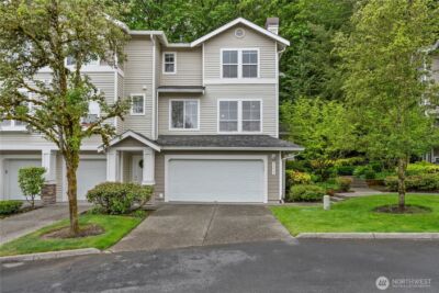 22029 39th Place S, Kent, WA 98032
